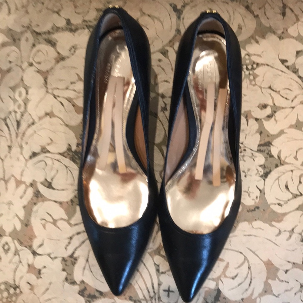 🔴💯COACH PUMPS